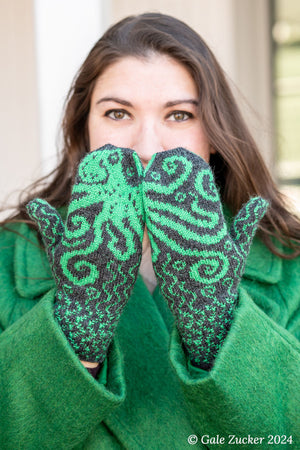 Octopus Point Mitten by E Elliot Knits