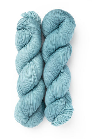 Gathering Yarn Landscapes merino wool nylon iceberg