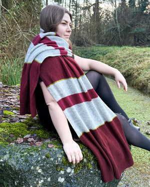 Crossroads Wrap - Striped Version in Filcolana Saga.