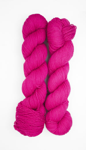 Julie Asselin Leizu Fingering Simple wool silk joyful