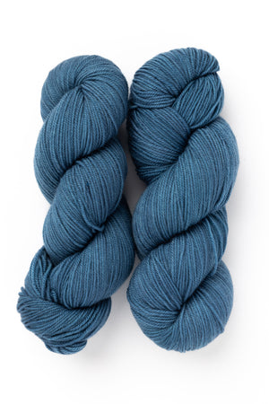 Ancient Arts Socknado superwash merino nylon looking fine in my new blue jeans