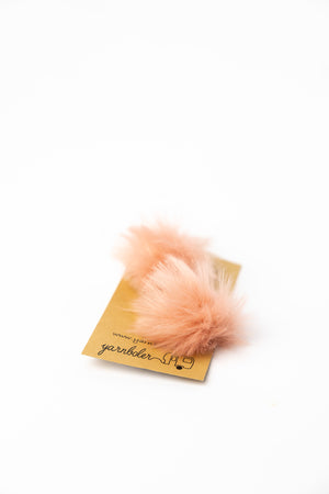 Yarnboler Faux Fur Mini Pompom 05 coral