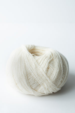 Geilsk Tynd Uld wool 06 ecru