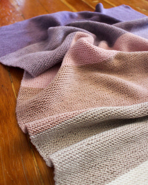 Happy Baby Blanket in Baby Merino and Tynn Merinoull wool