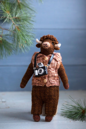 Laine Publishing Cinthia Vallet Mouche & Friends pattern book forrest