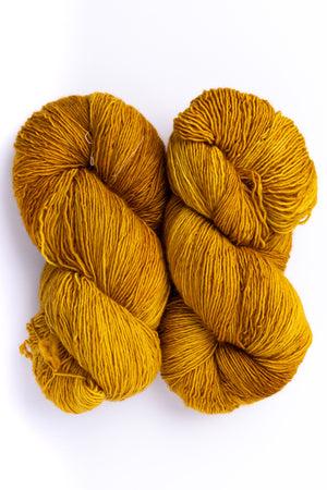 Fleece Artist Merino Slim superwash merino amber