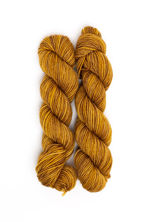 Artfil Tiny Belle wool nylon antique gold