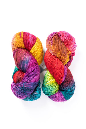 Fleece Artist Merino Slim superwash merino hibiscus