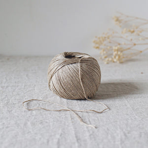 De Rerum Natura Antigone linen lin