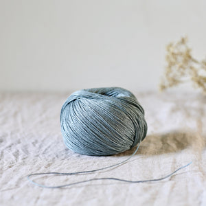 De Rerum Natura Antigone linen mistral