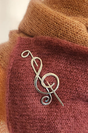 Barb Alexander Designs Shawl Pin white bronze two-part treble clef