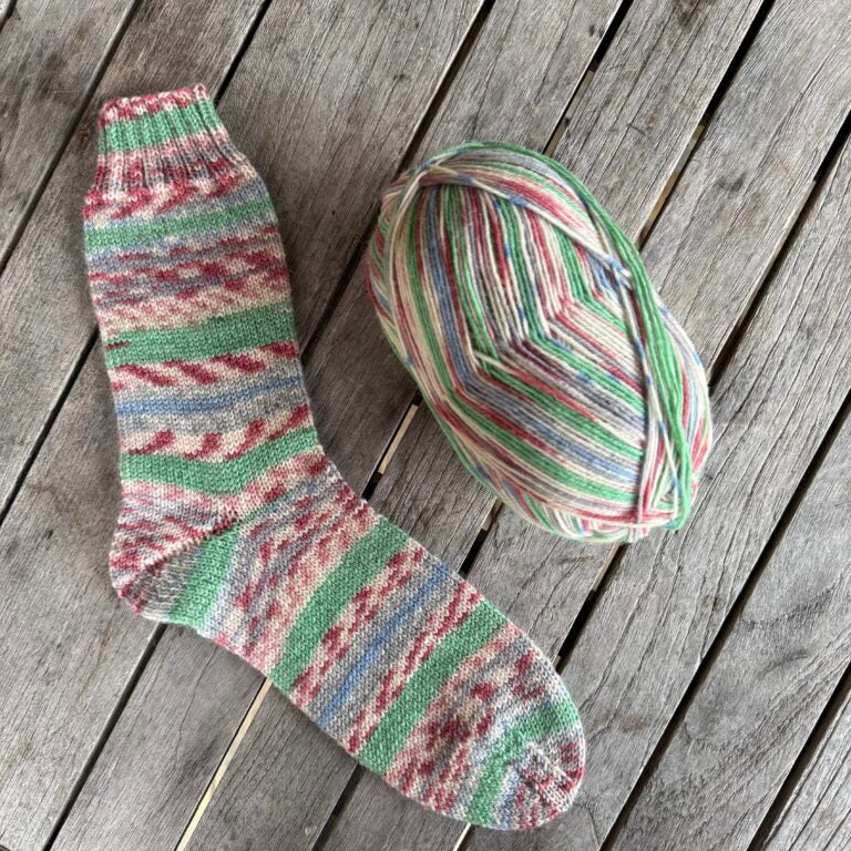 Arne & Carlos Socks & More 4 Ply virgin wool polyamide 03007 sketchbook