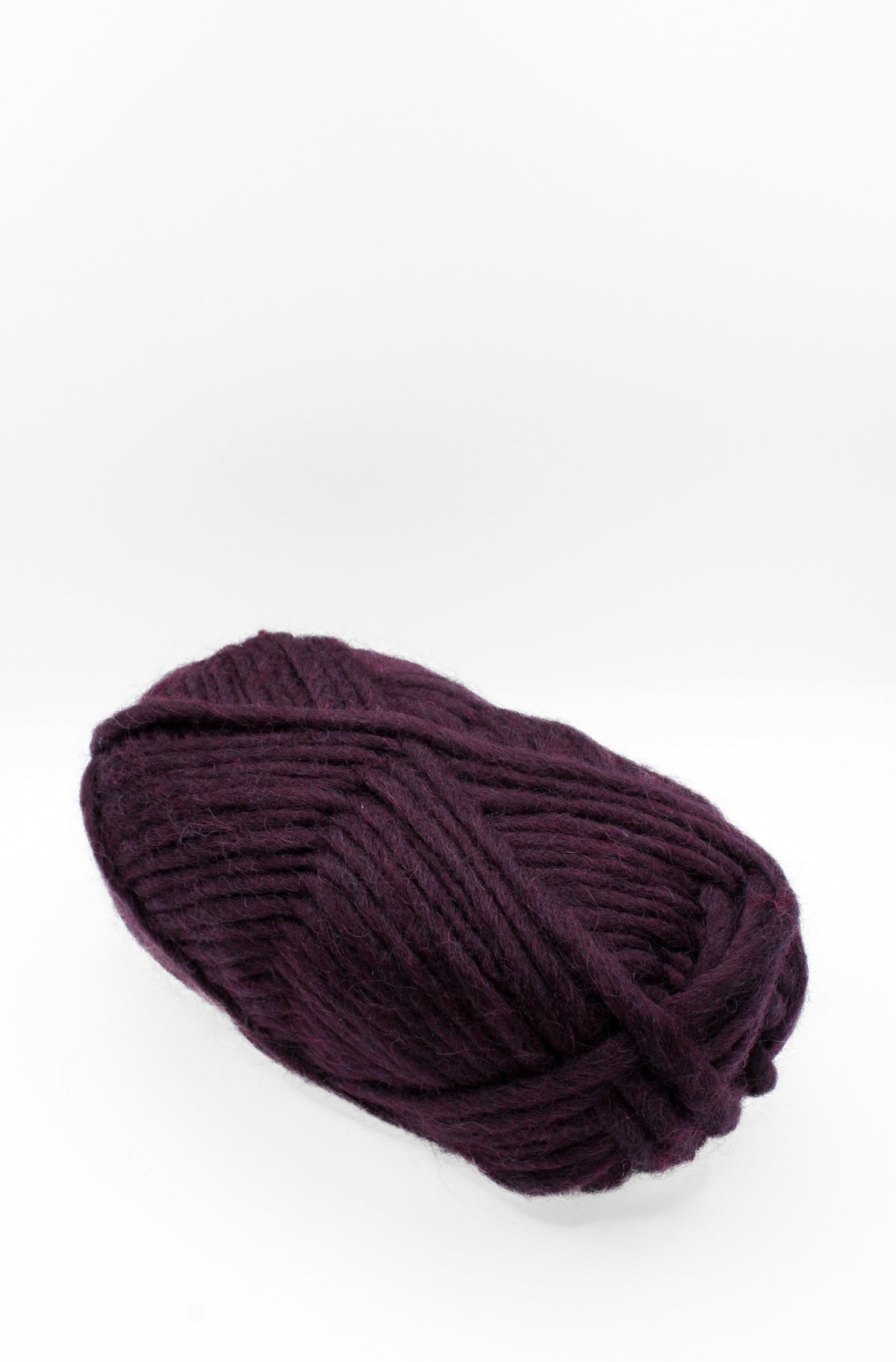 Drops Snow wool 118 dark grape