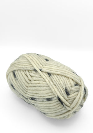 Drops Snow wool 124 ink stains