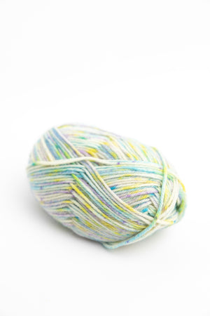 Drops Fiesta wool polyamide 37 fairy lights