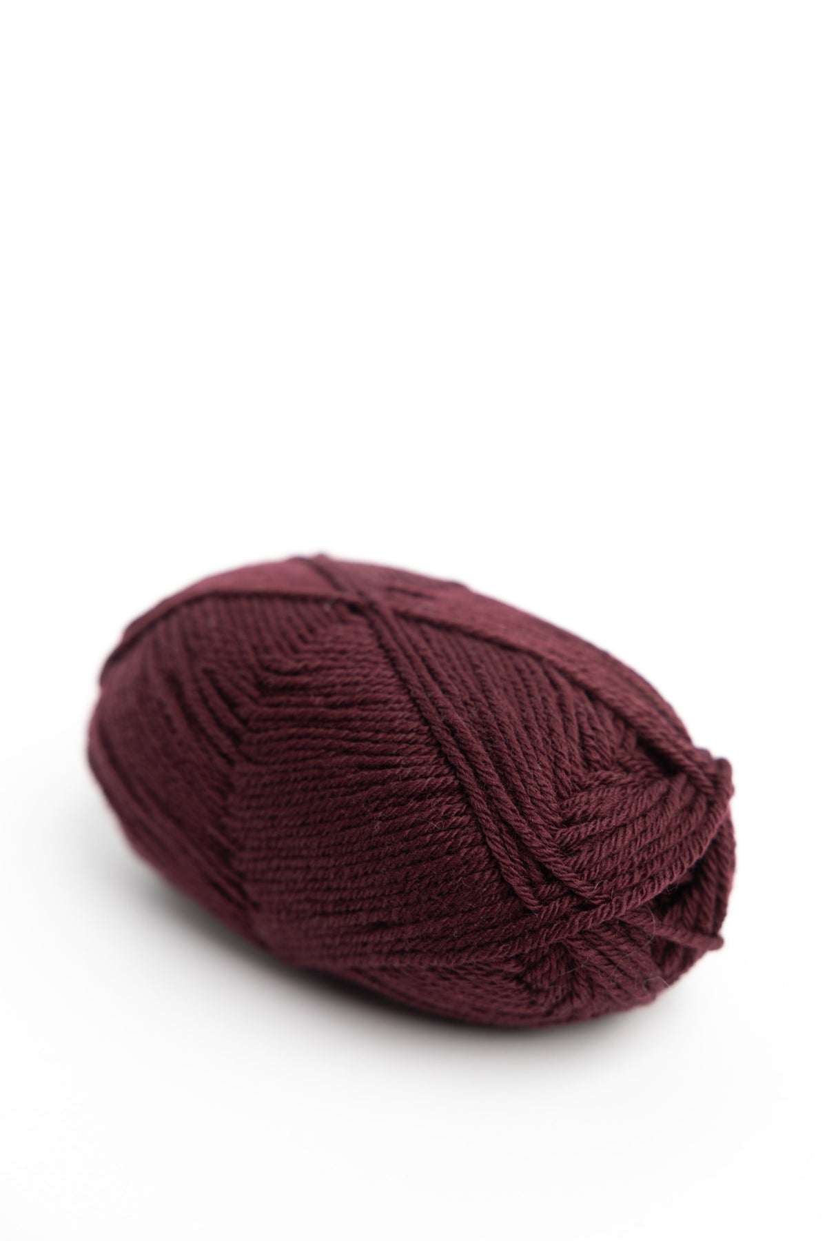 Sandnes Garn Double Sunday merino wool 4372 deep burgundy