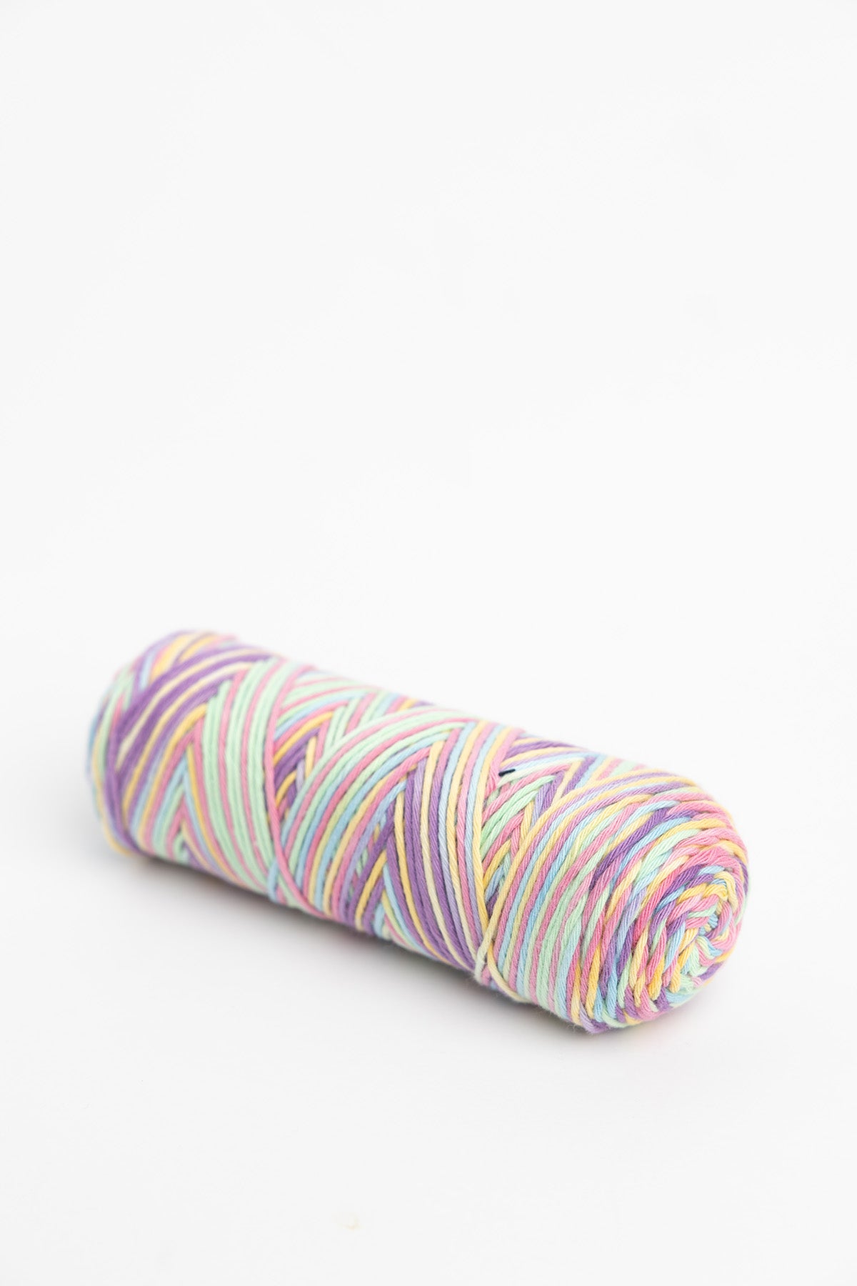 Queensland Collection Coastal Cotton Coral Reef cotton 5001 maori wrasse