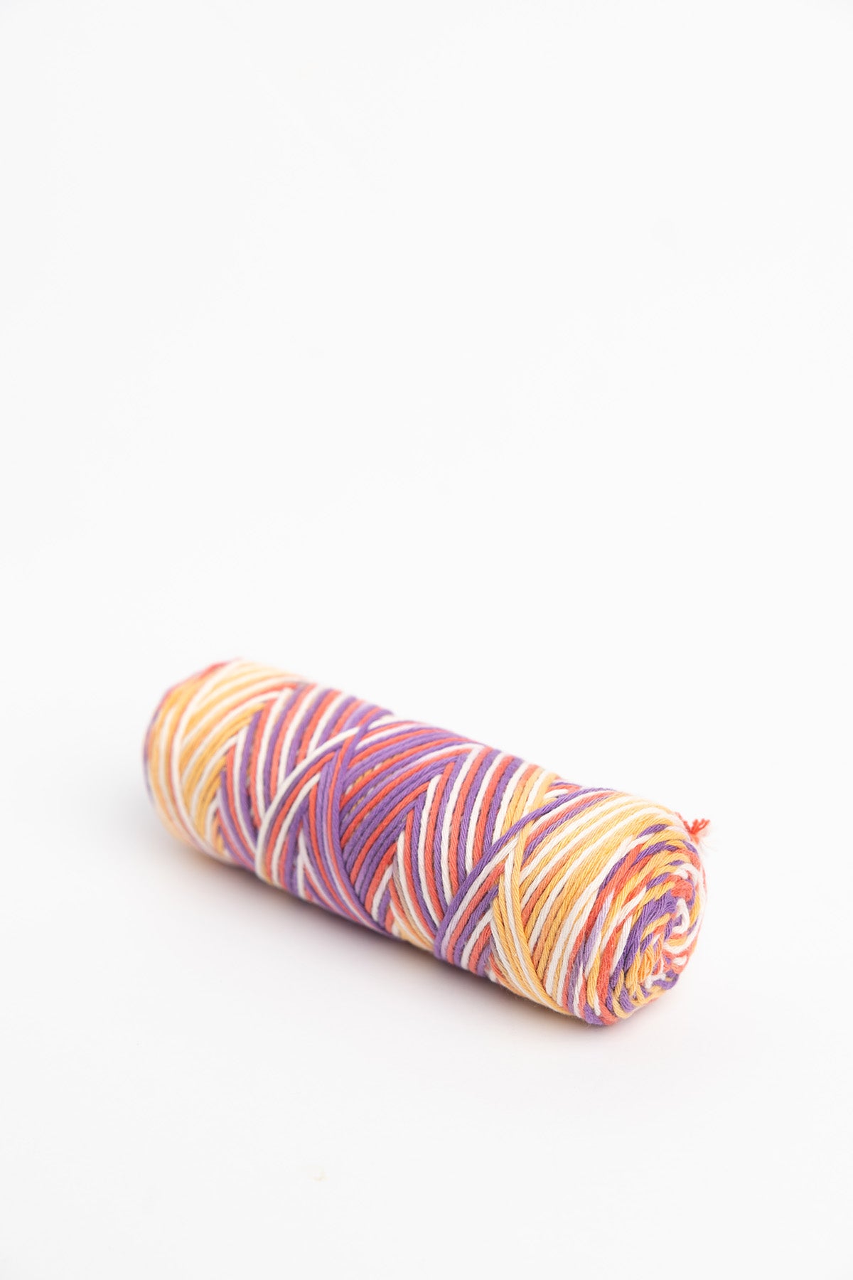 Queensland Collection Coastal Cotton Coral Reef cotton 5004 coral trout