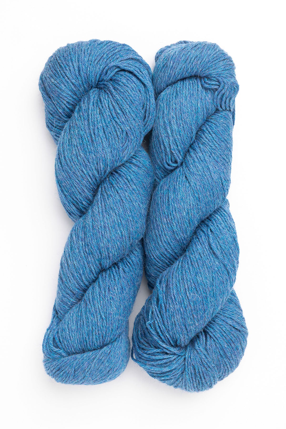 Gathering Yarn The Farmer wool alpaca nylon 554 cornflower blue