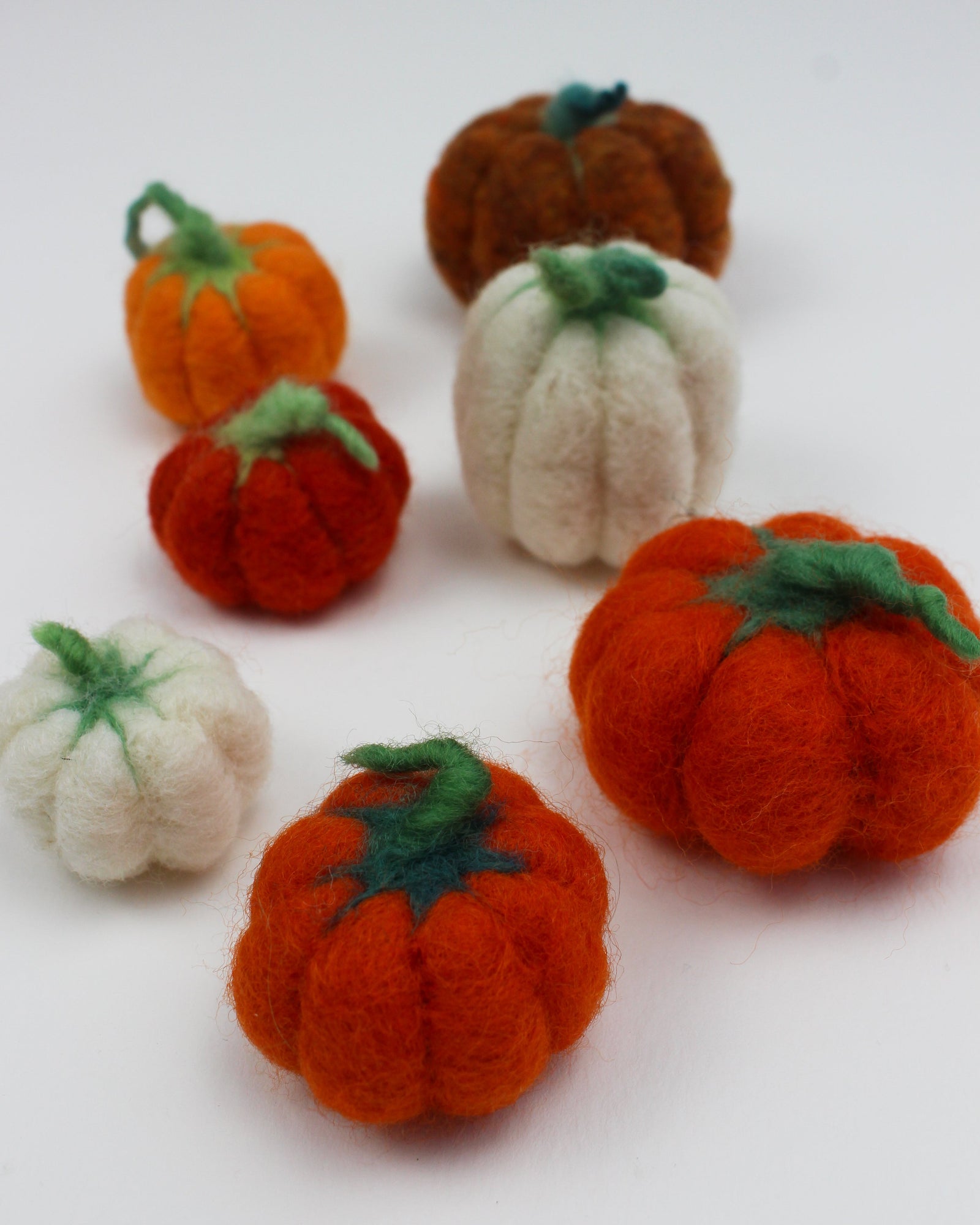 Needle Felting Level 0: Pumpkins