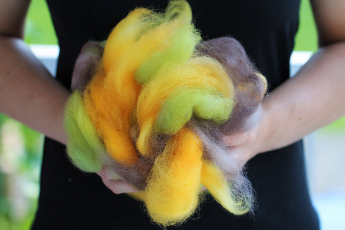 Choosing the right yarn for your project / choosing the right project for your yarn with Julie Asselin