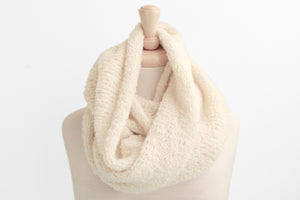 Sea Foam Cowl by Beehive Wool Shop in Concept by Katia Sussurro