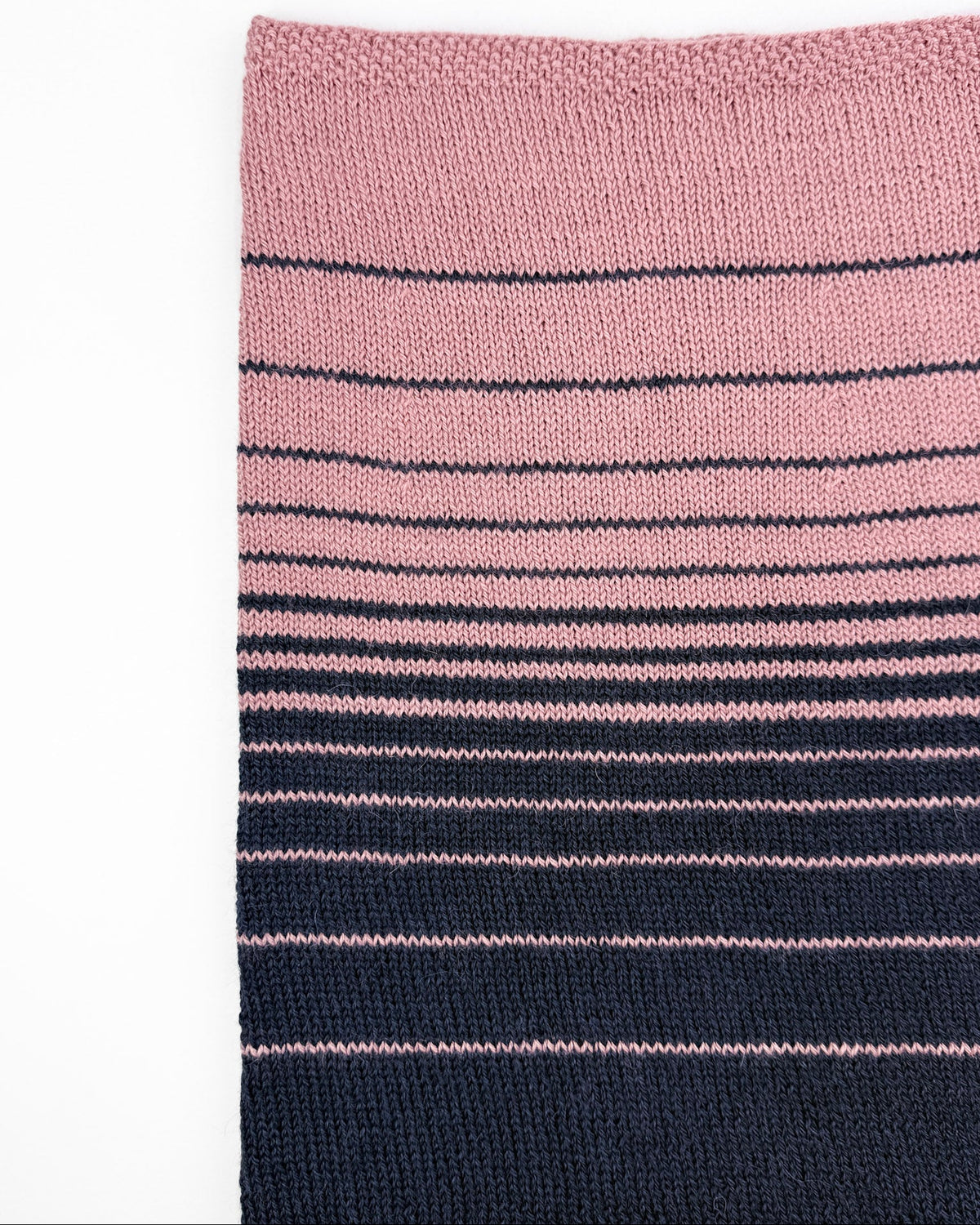 Tidelines Cowl in Sandnes Garn Alpakka Silke.