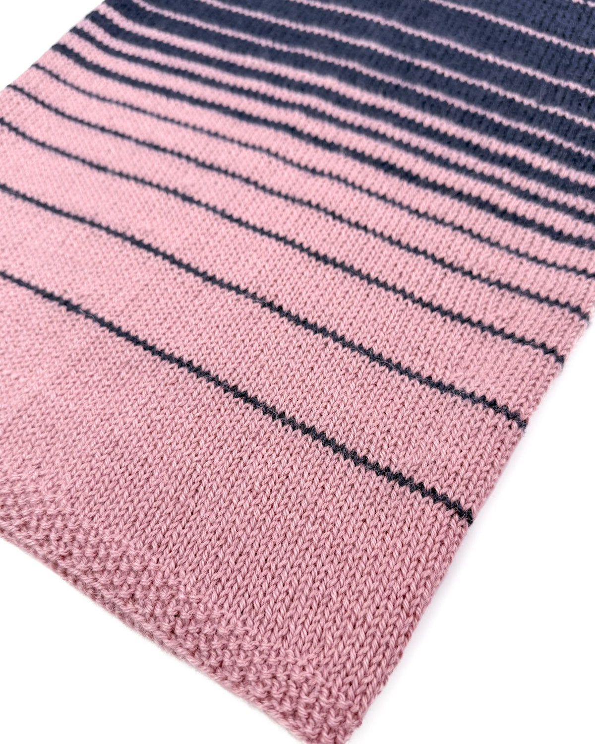 Tidelines Cowl in Sandnes Garn Alpakka Silke.
