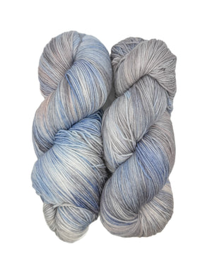 Fleece Artist Cabin Sock superwash merino nylon cirrus