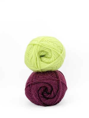 Old Salt Mitts in Tynn Peer Gynt wool elk lake