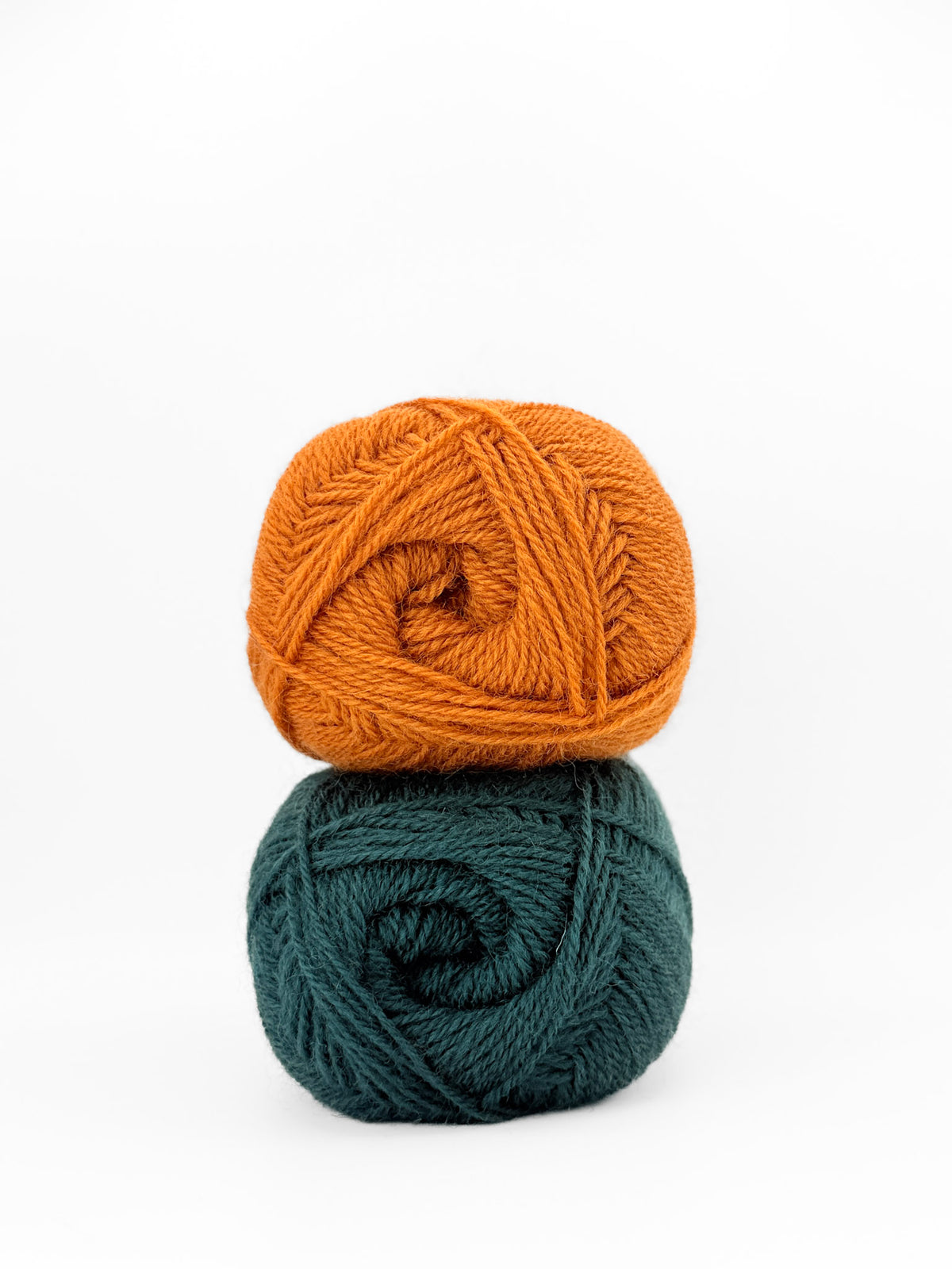 Old Salt Mitts in Tynn Peer Gynt wool esquimalt lagoon