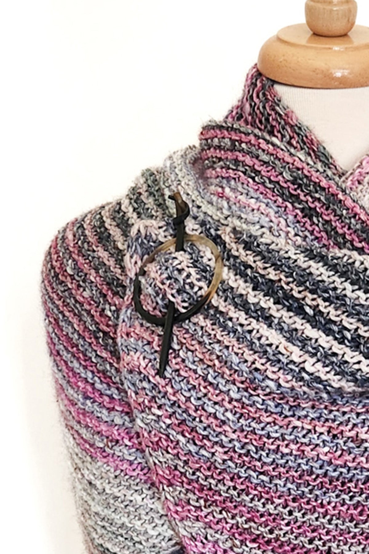 Barb Alexander Designs Horn Shawl Stick and Ring Horn keratin