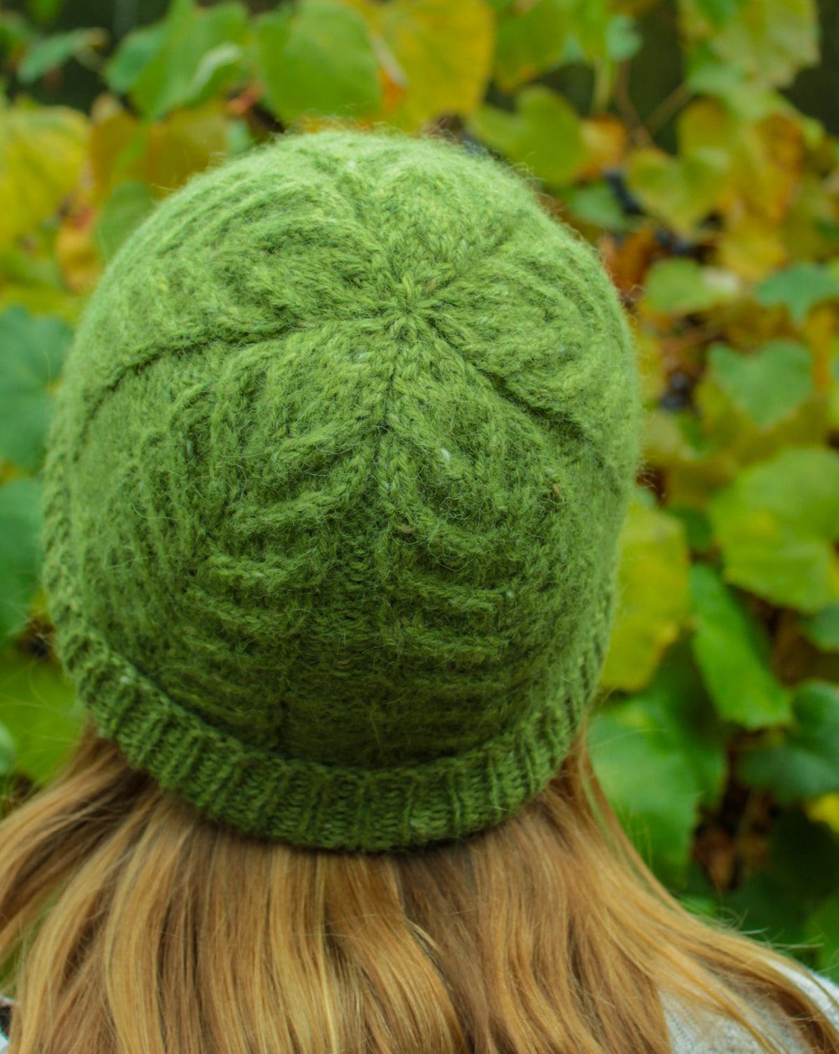 Beehive Wool Shop Knit Level 2 Cabled Toque class antler toque