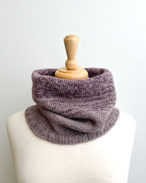 Beehive Wool Shop Weekend Cowl in Alpaca Peru 200 in Lana Grossa Alpaca Peru 200 and Sandnes Garn Alpakka Folgetrad