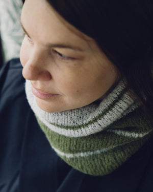 James Bay Cowl in MODE at Rowan Alpaca Haze.