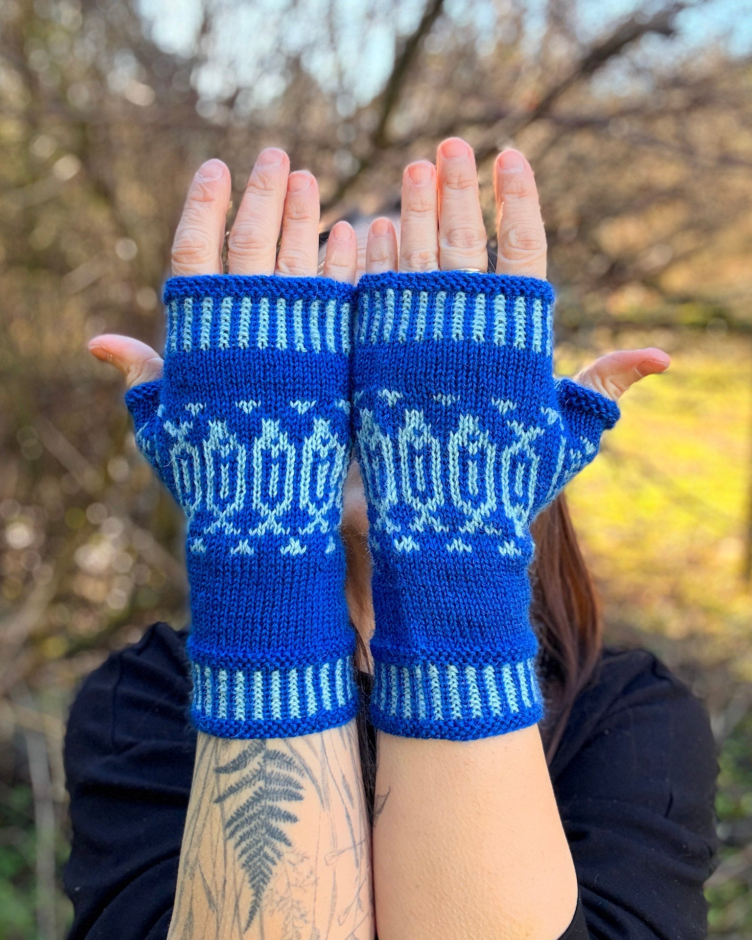 Old Salt Mitts in Sandnes Garn Tynn Peer Gynt.