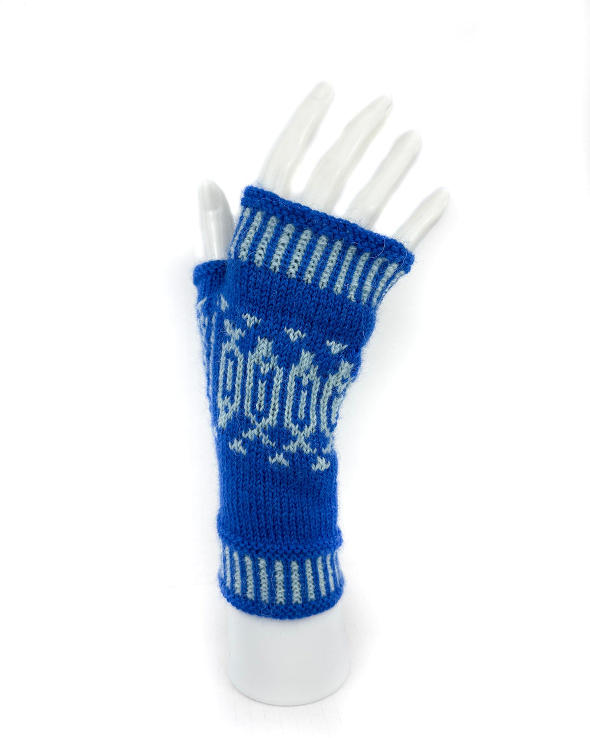 Old Salt Mitts in Sandnes Garn Tynn Peer Gynt.