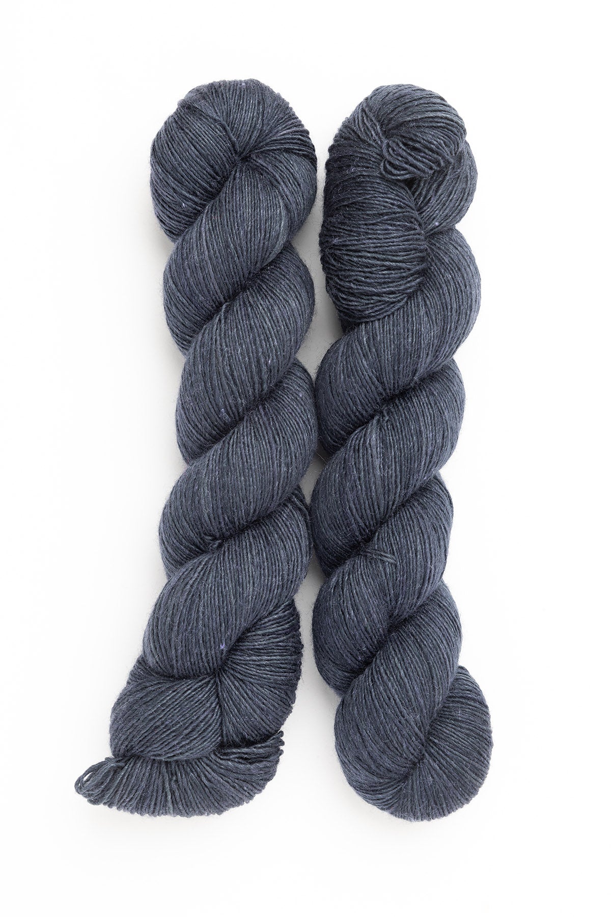 Julie Asselin Leizu Fingering Simple wool silk orion