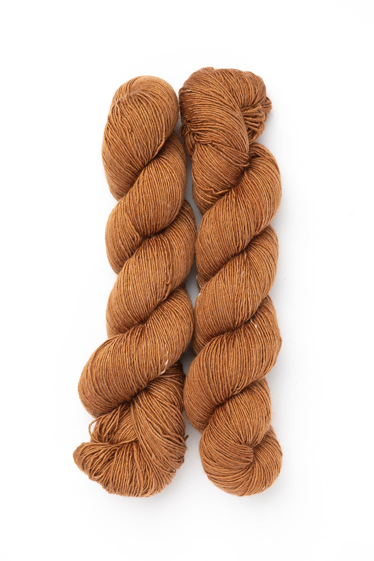 Julie Asselin Leizu Fingering Simple wool silk renard