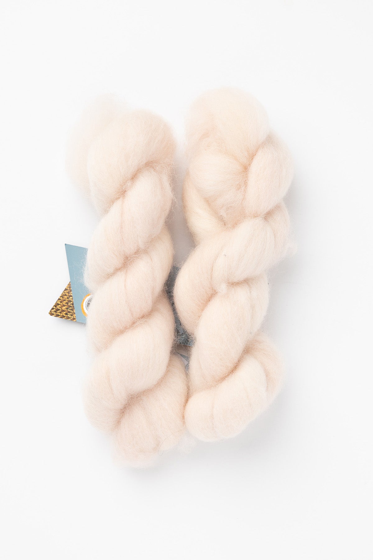 Fleece Artist Corriedale Sliver wool shell pink