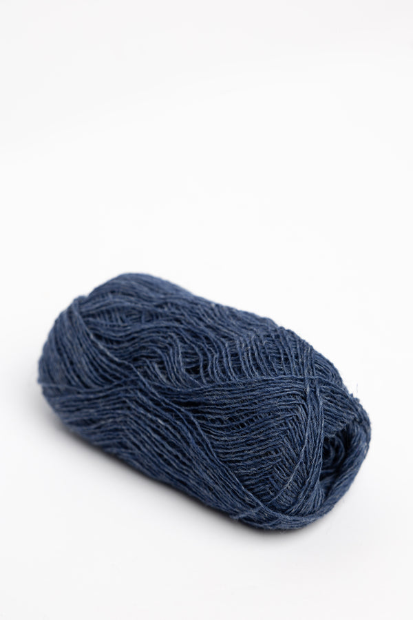 Einband - Istex | Shop Yarn Online Today - Beehive Wool Shop