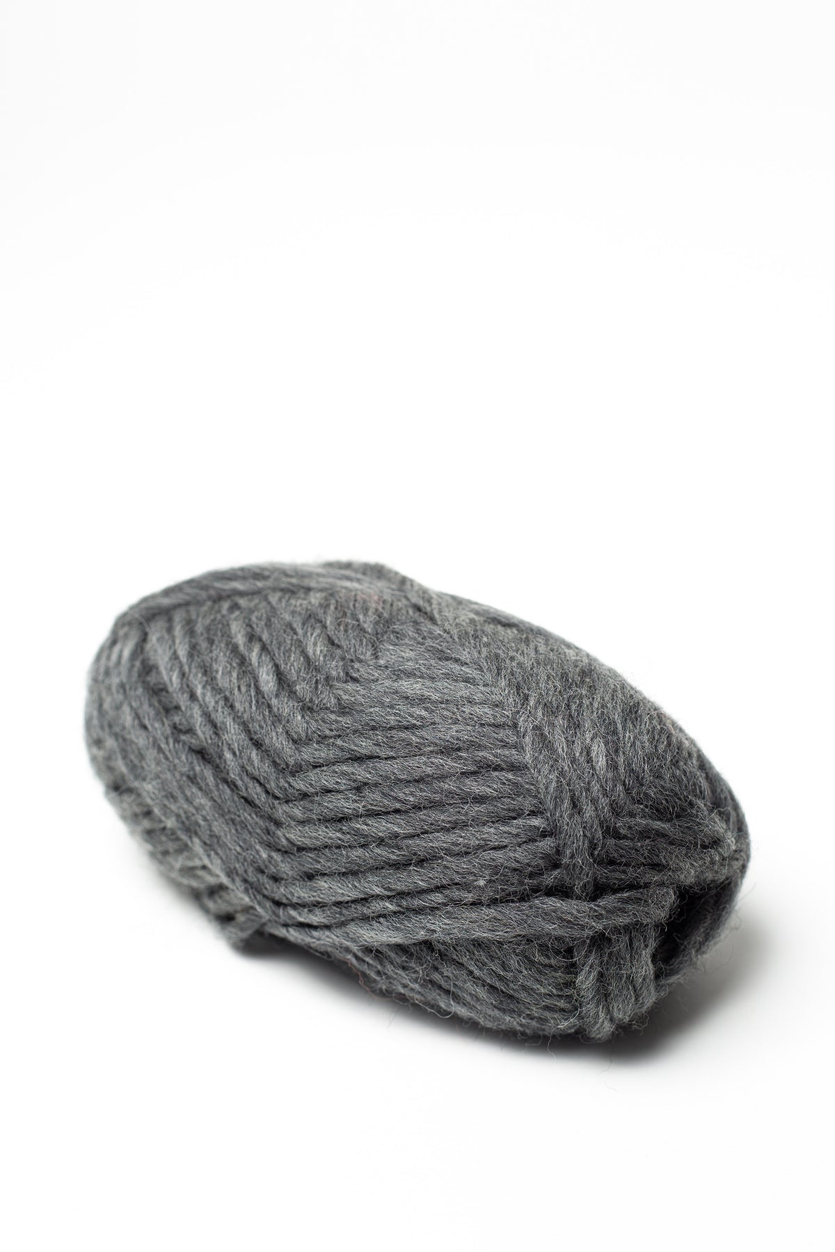 Drops Snow wool 14 dark grey