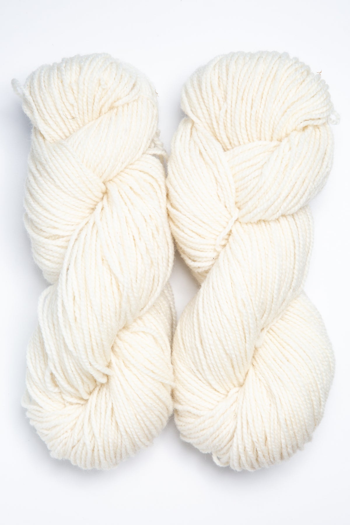 Briggs & Little Tuffy wool nylon 85 ecru