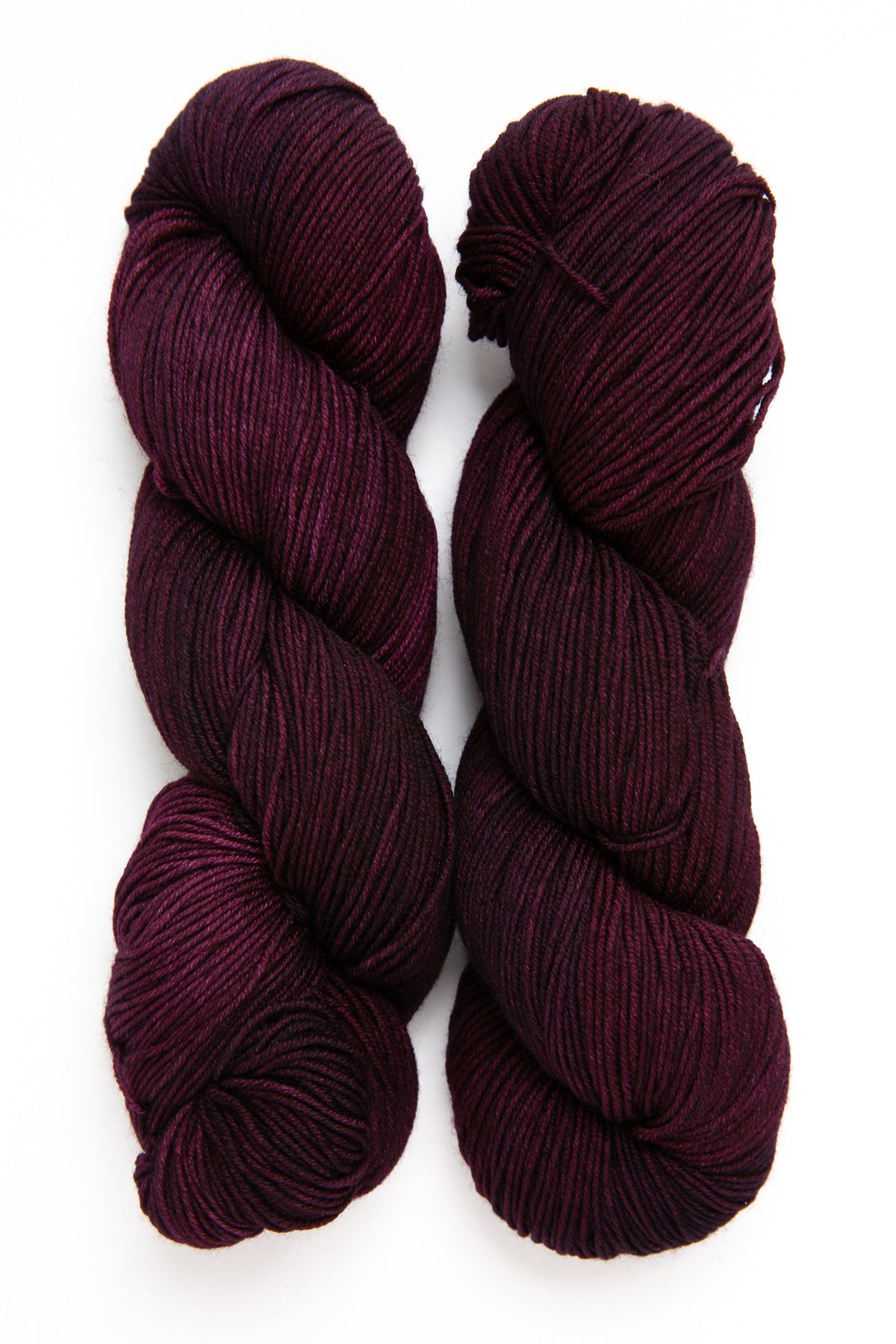 Artfil Belle superwash merino nylon cabernet