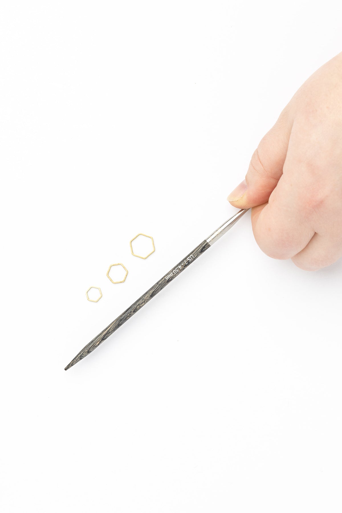 Beehive Wool Shop Honeycomb Stitch Markers metal in gold colour three sizes