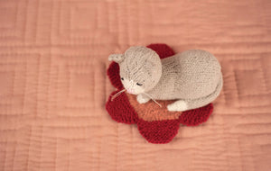 Making Magazine 14 Inside knitted pattern kitten