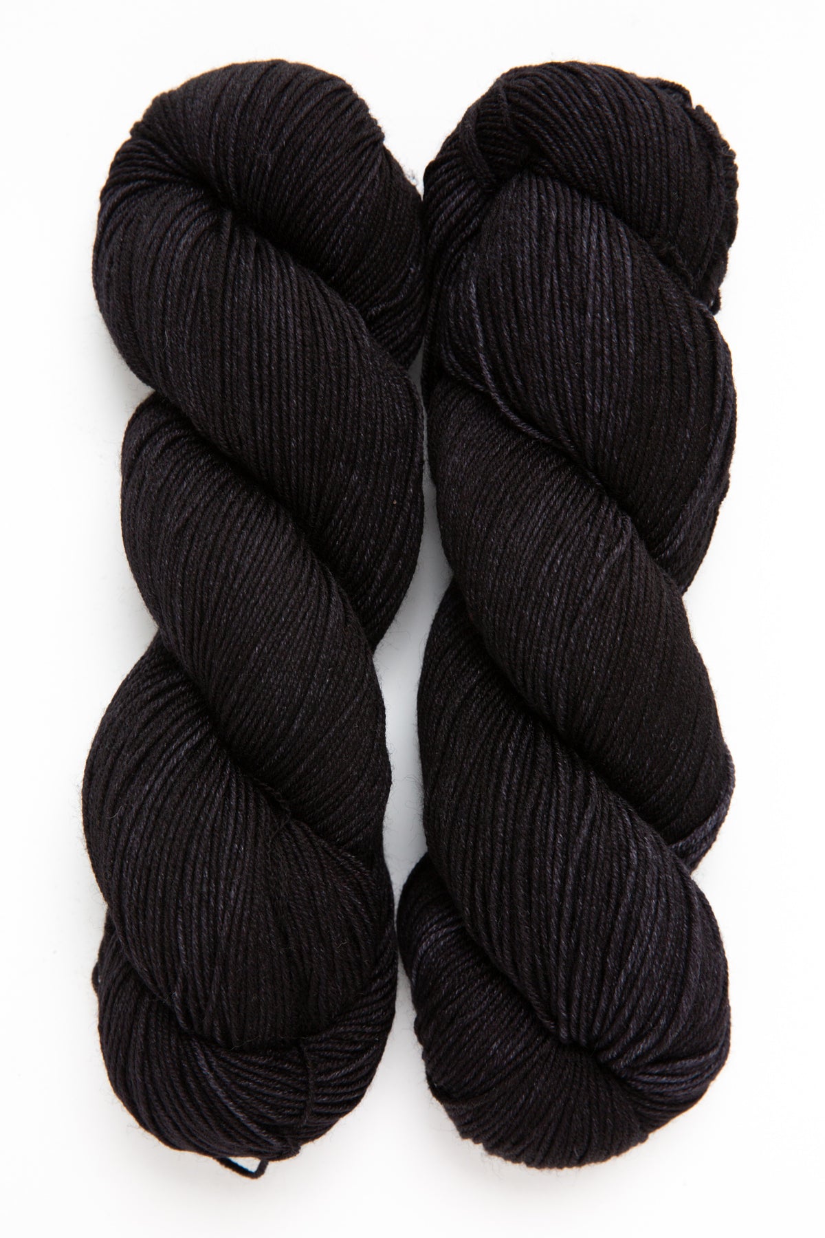 Artfil Belle superwash merino nylon onyx