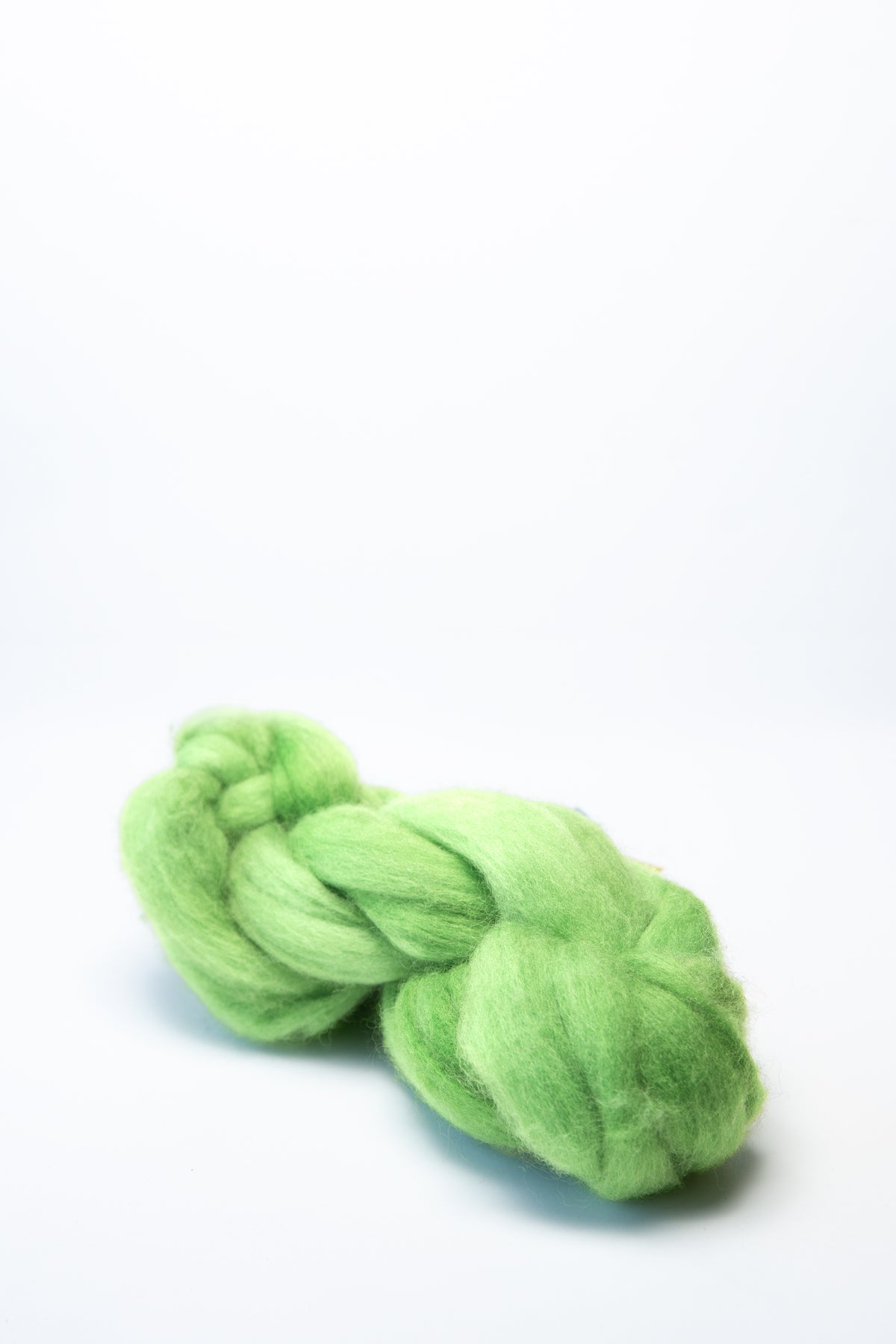 Fleece Artist Corriedale Sliver wool pandan leaf